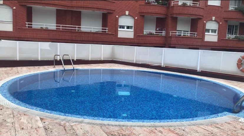 Castro Holidays - Centrico Piscina Urbanizacion Garaje Gratis Кастро-Урдиалес Экстерьер фото