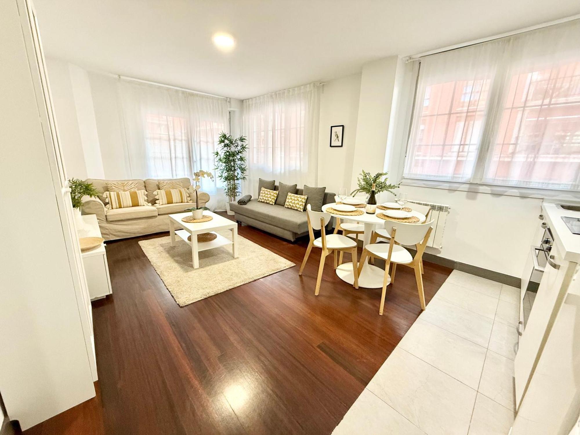 Castro Holidays - Centrico Piscina Urbanizacion Garaje Gratis Кастро-Урдиалес Экстерьер фото