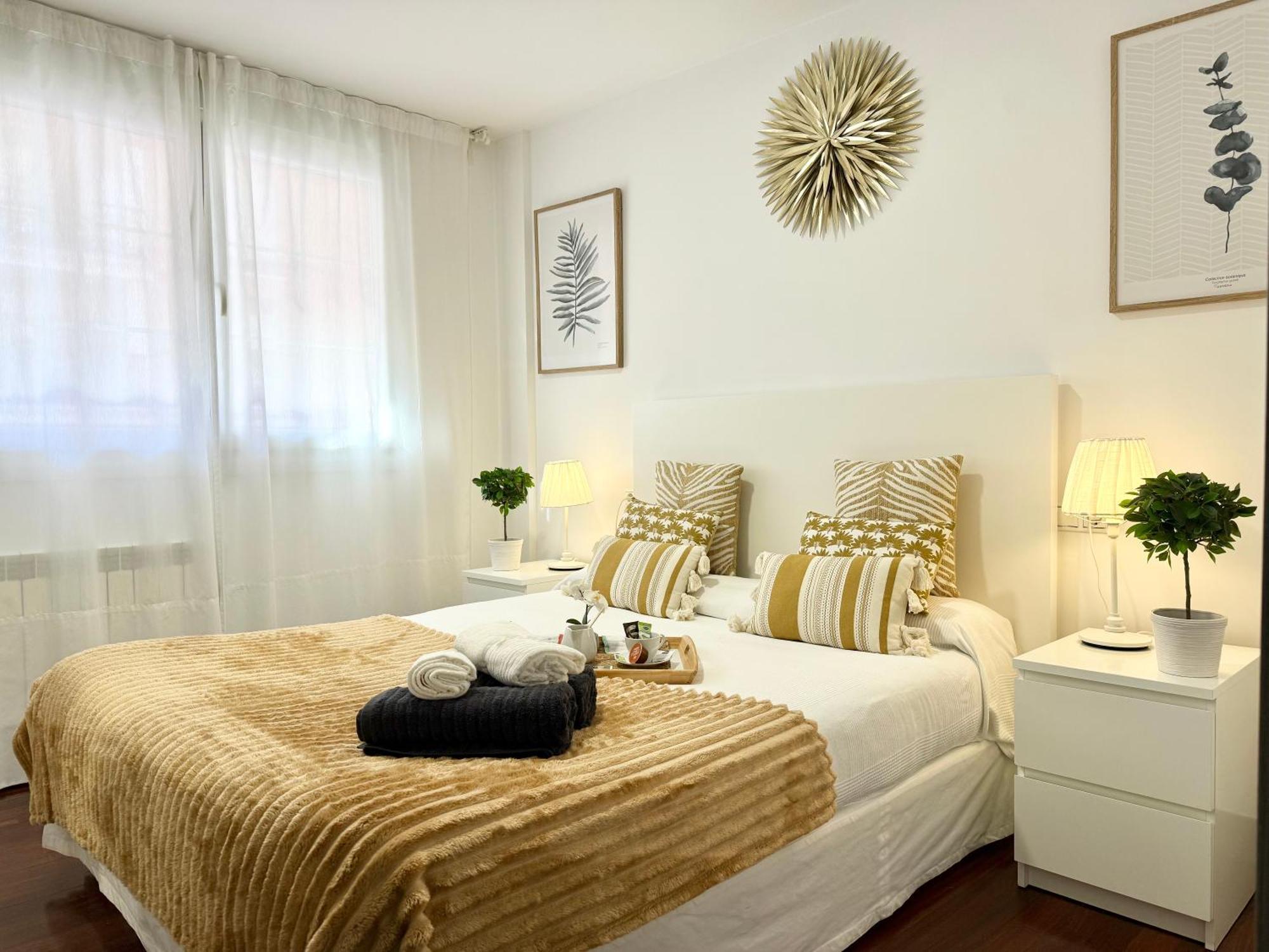 Castro Holidays - Centrico Piscina Urbanizacion Garaje Gratis Кастро-Урдиалес Экстерьер фото