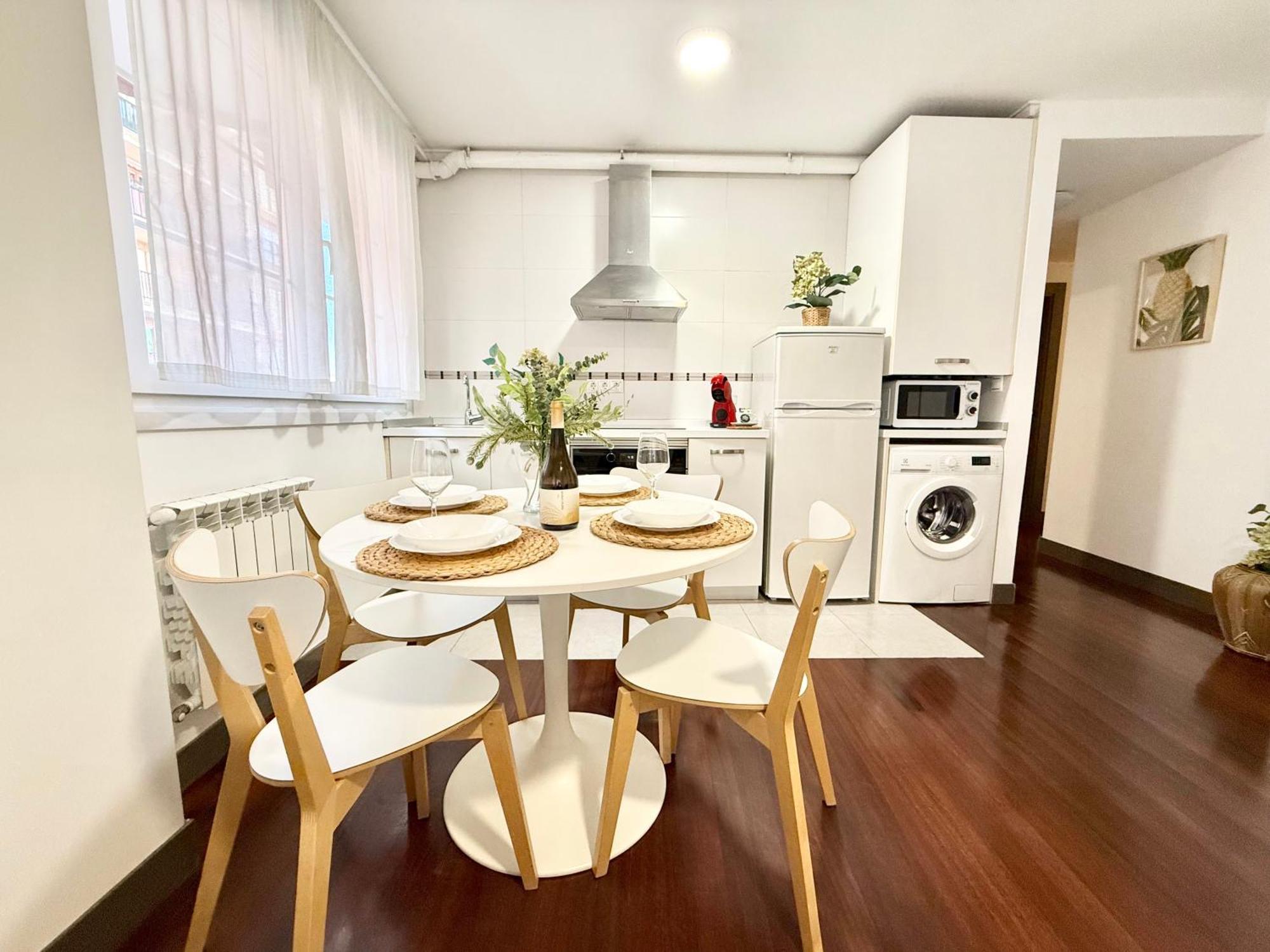 Castro Holidays - Centrico Piscina Urbanizacion Garaje Gratis Кастро-Урдиалес Экстерьер фото
