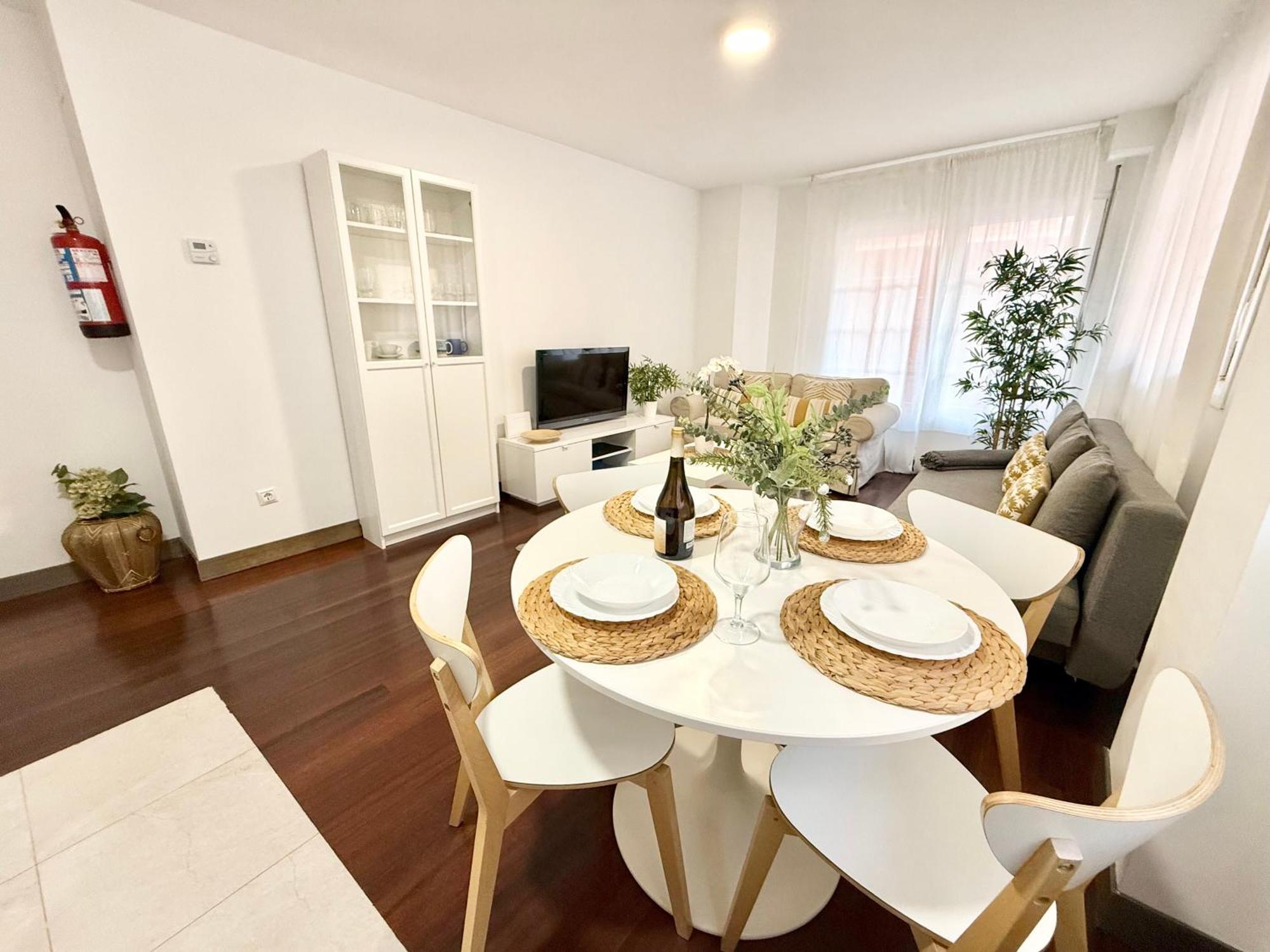 Castro Holidays - Centrico Piscina Urbanizacion Garaje Gratis Кастро-Урдиалес Экстерьер фото